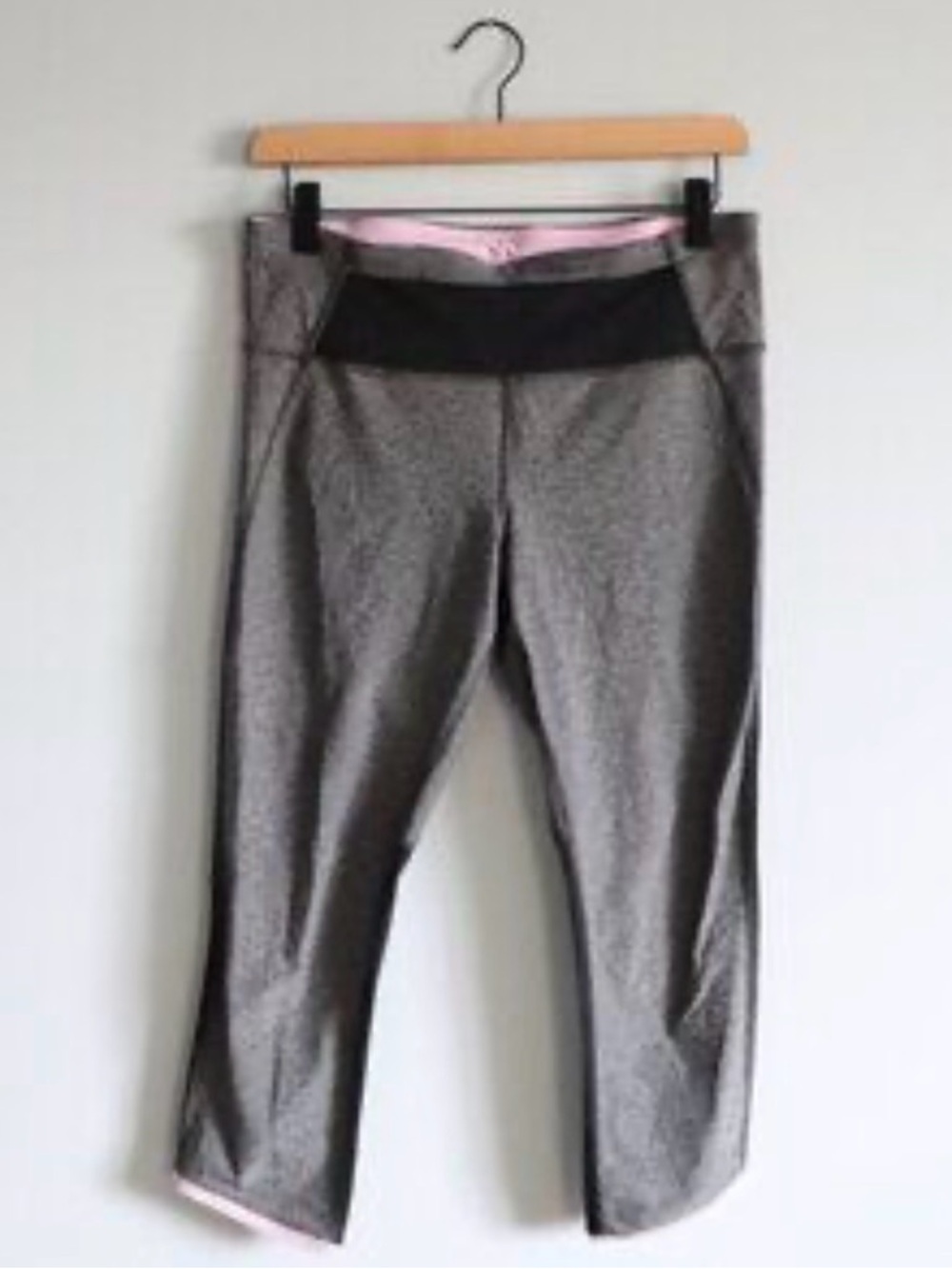 Lululemon cropped leggings